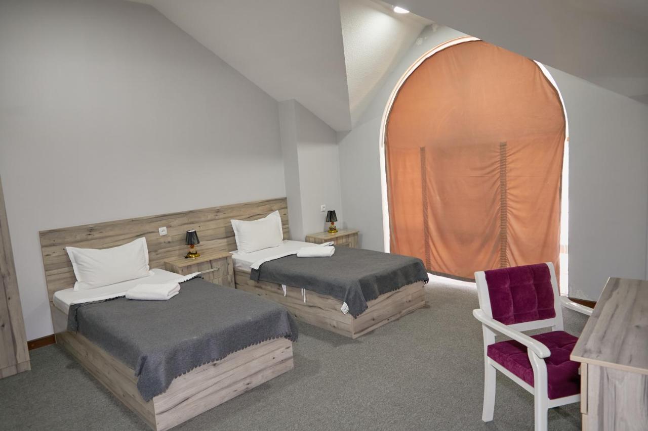 סמרקנד Hotel Muqaddas מראה חיצוני תמונה