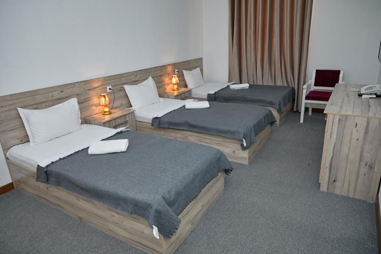 סמרקנד Hotel Muqaddas מראה חיצוני תמונה