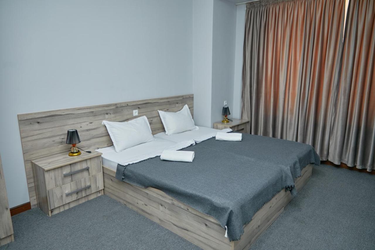 סמרקנד Hotel Muqaddas מראה חיצוני תמונה