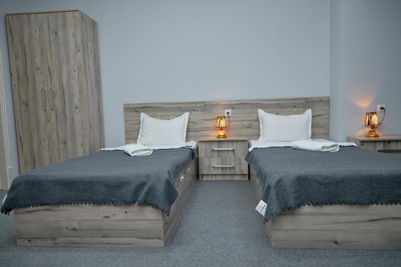 סמרקנד Hotel Muqaddas מראה חיצוני תמונה